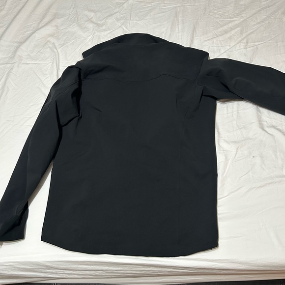 Arc’Teryx Soft Shell Jacket (Medium) - Picture 4 of 4